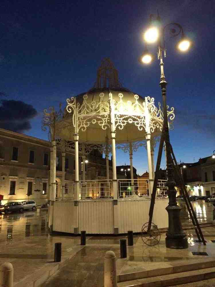 Manduria by night